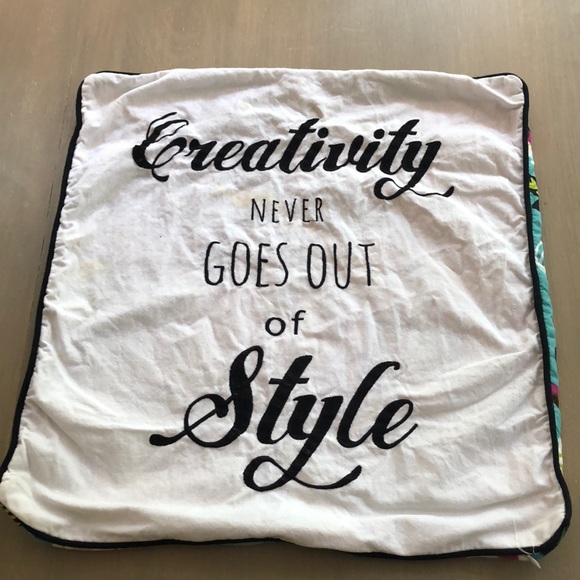 Pair of 18x18 fun print pillow covers - Picture 3 of 5